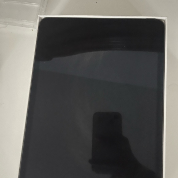 iPad Pro - Picture 6 of 6